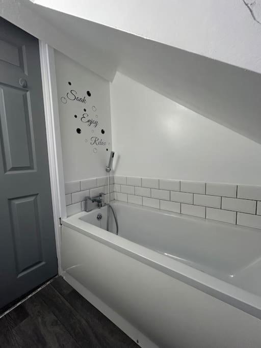 랜드린도드웰스 Rock Park Penthouse 아파트 외부 사진
